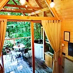 Luxusní stan Ribno Alpine Glamping