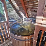 Luxusní stan Ribno Alpine Glamping