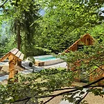 Ribno Alpine Glamping Luxusní stan