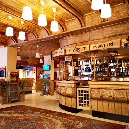 Ribno Alpine Glamping