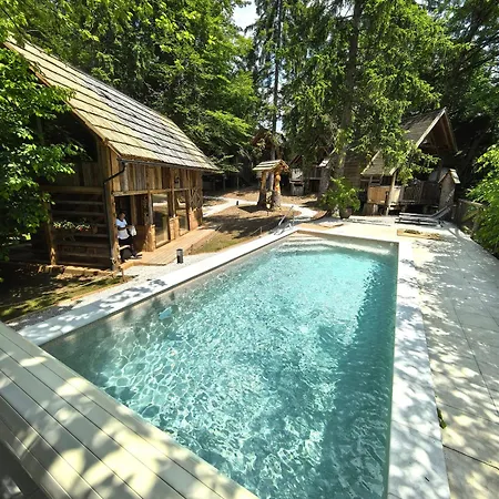 Ribno Alpine Glamping Luksustelt 3*