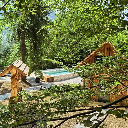 Ribno Alpine Glamping Tente de luxe