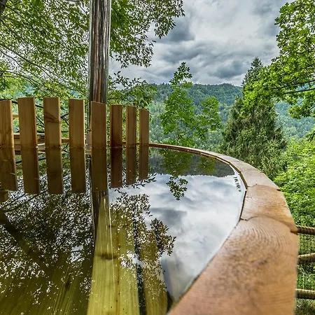 Ribno Alpine Glamping Bled