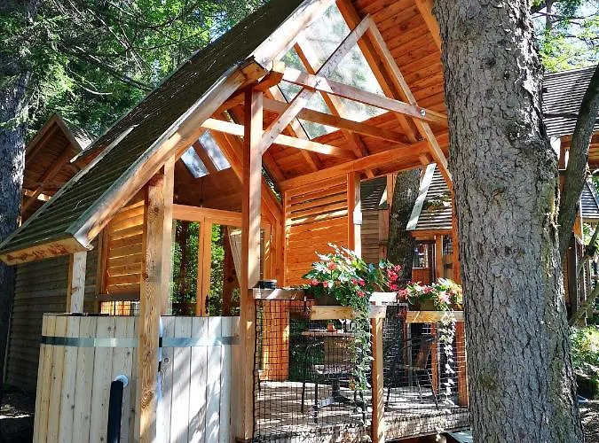 Ribno Alpine Glamping Luxe tent