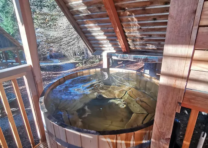 Campo de lujo Ribno Alpine Glamping